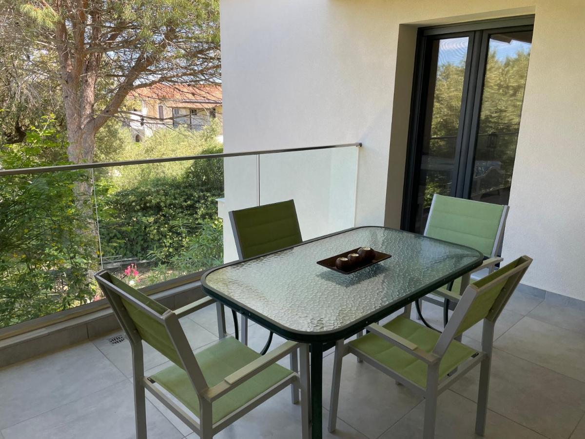 Andromahi Apartments & Suite Лаганас Екстериор снимка
