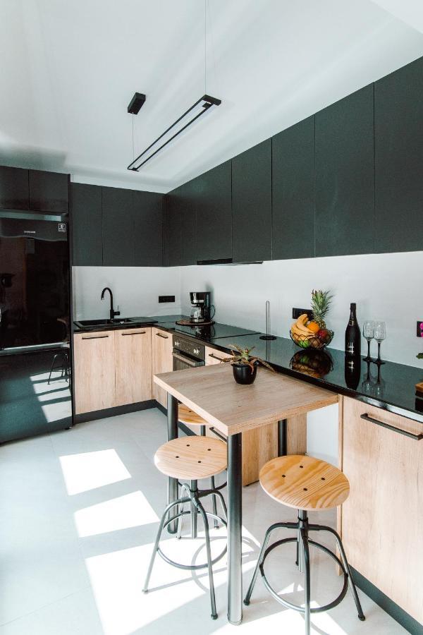Andromahi Apartments & Suite Лаганас Екстериор снимка