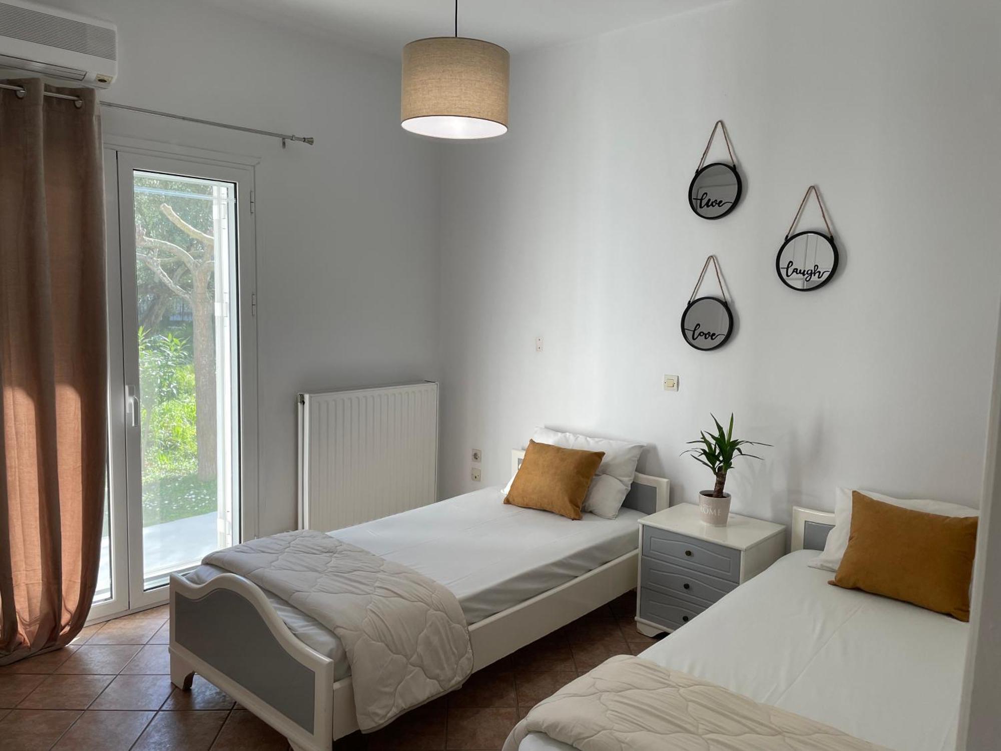 Andromahi Apartments & Suite Лаганас Екстериор снимка